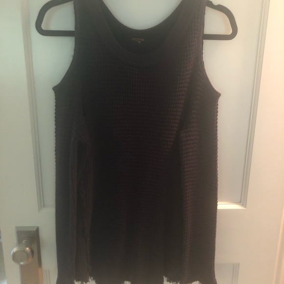 Free People Sweaters - Free People cold shoulders sweater Free People Sweaters - Free People cold shoulders sweater